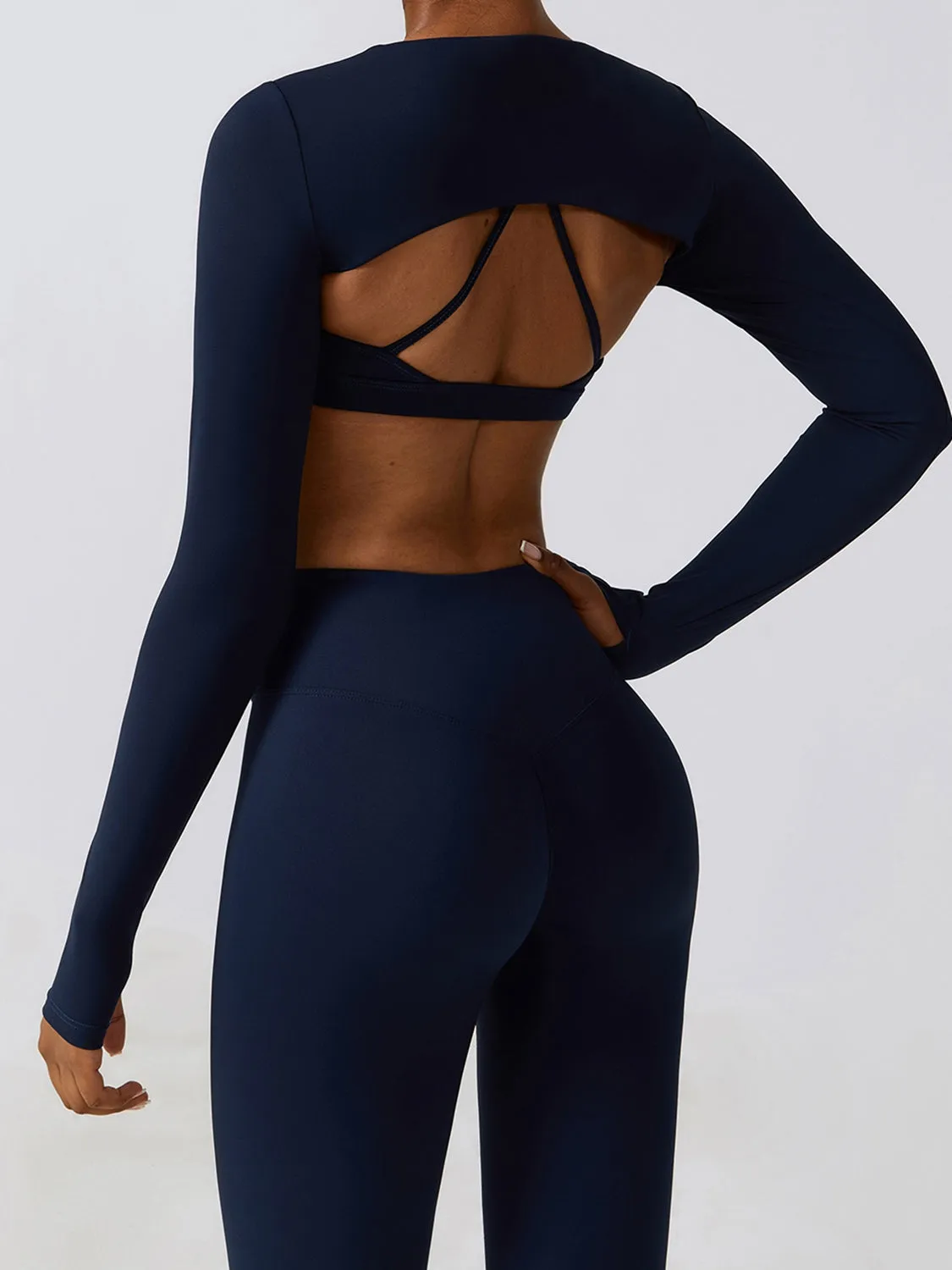 *APP EXCLUSIVE* Cropped Cutout Long Sleeve Sports Top