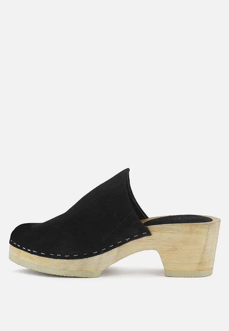 Darcie Suede Clogs