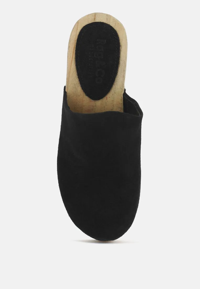 Darcie Suede Clogs