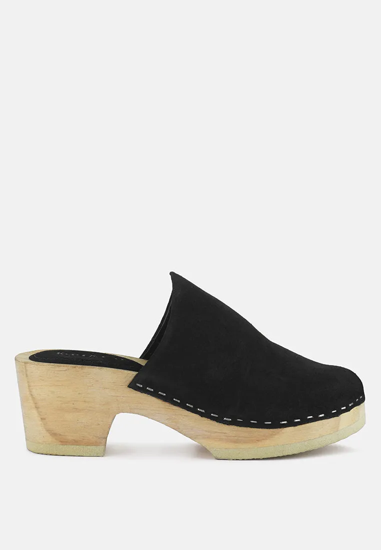 Darcie Suede Clogs