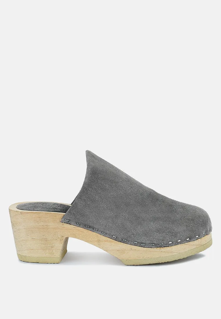 Darcie Suede Clogs