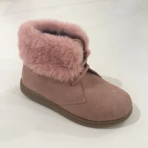 Pink ankle boot with fur trimming