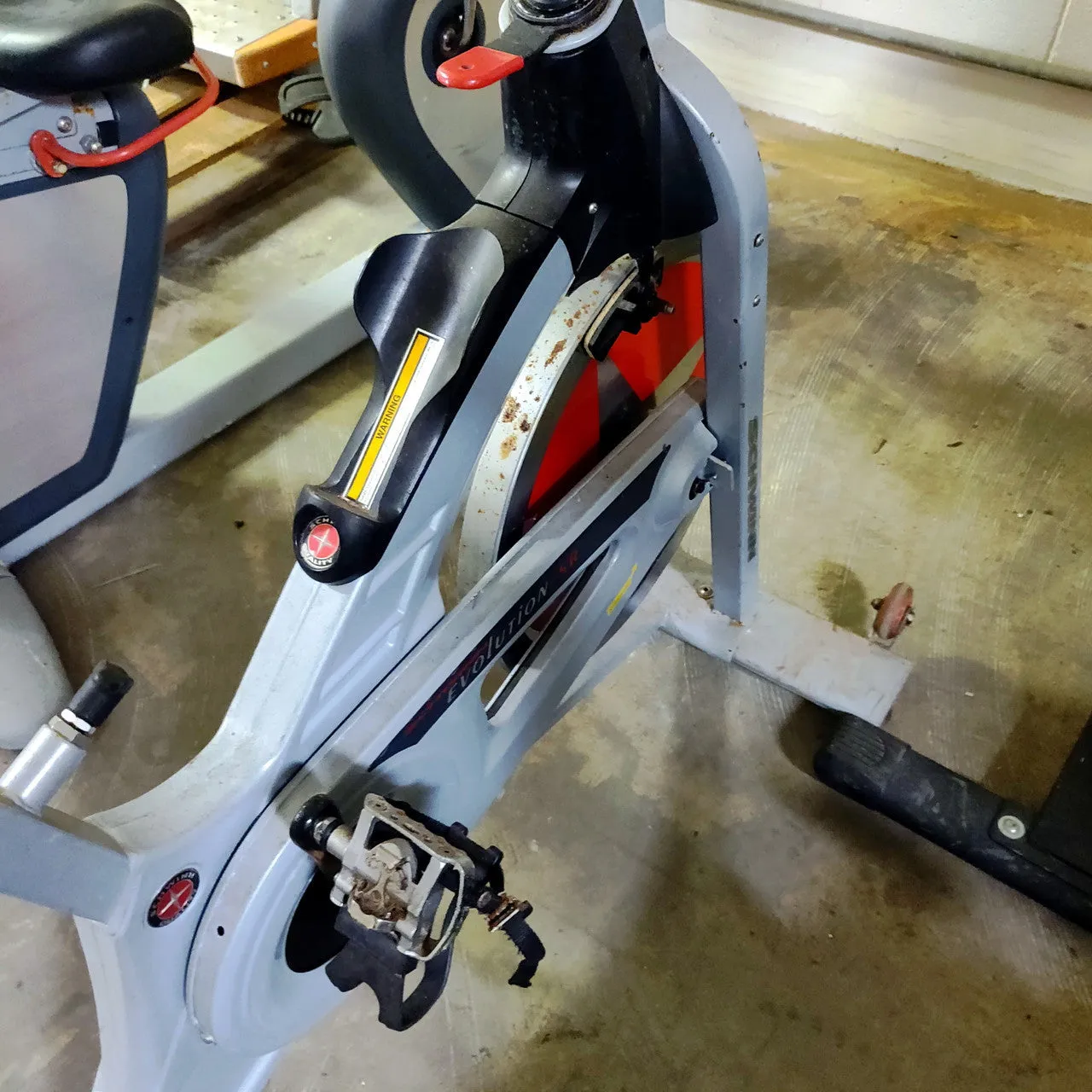 Schwinn Evolution SR Indoor Cycling Exercise Bike