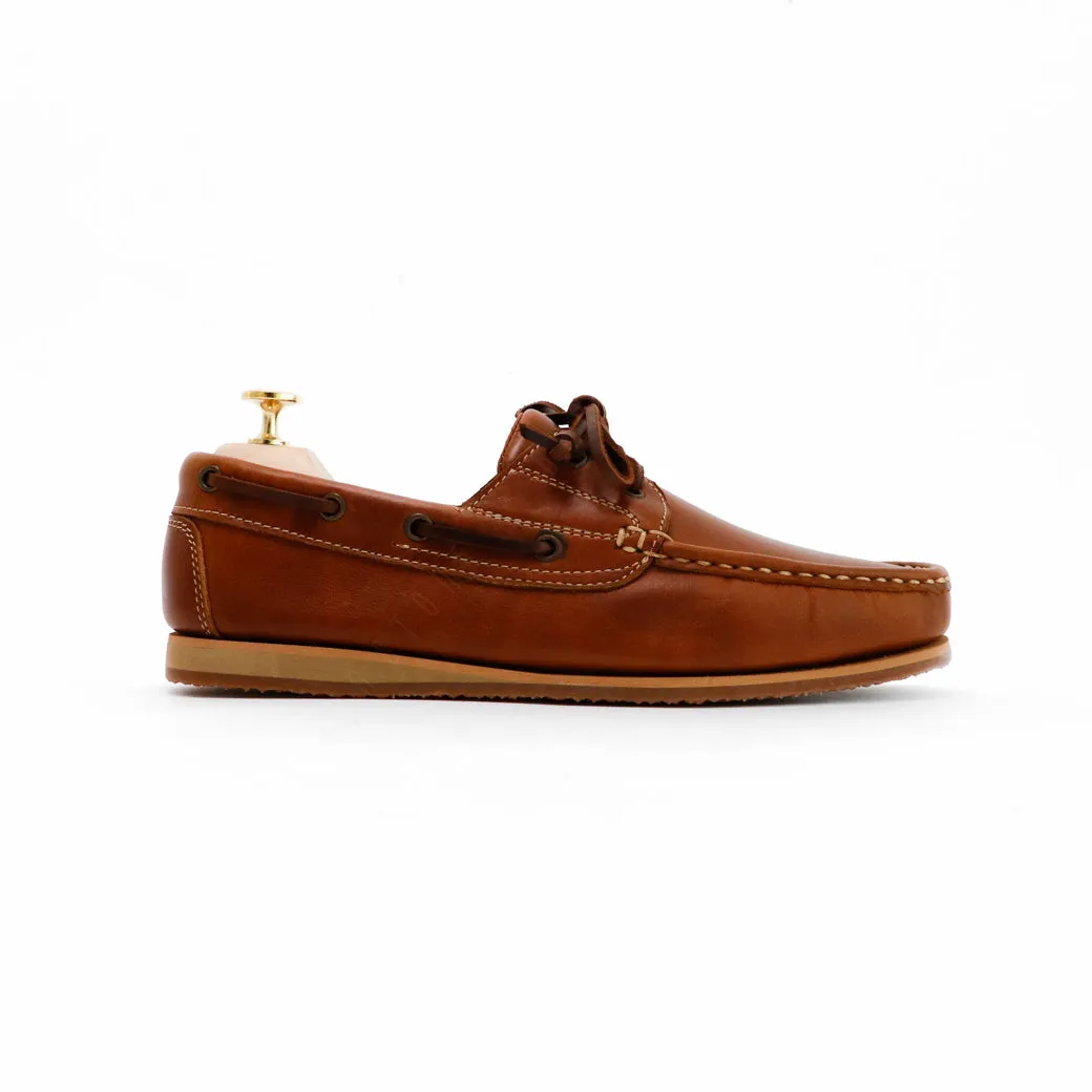 The Punter's Boat Shoes - Oil Leather Toffee Tan