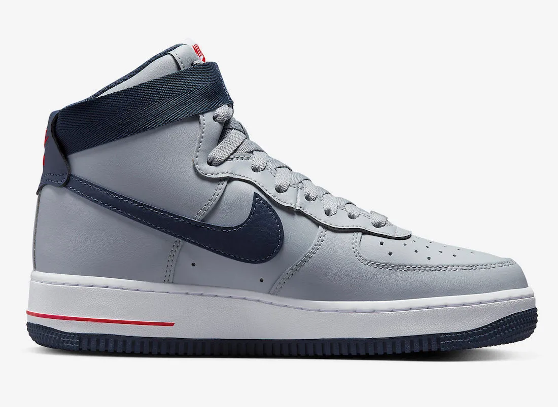 Women's NIKE AIR FORCE 1 HIGH QS WOLF GREY/COLLEGE NAVY-UNIVERSITY RED DZ7338-001