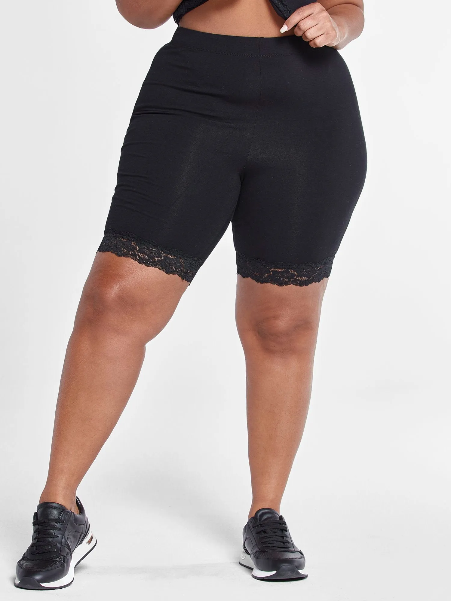 Zoe Lace Hem Bike Shorts